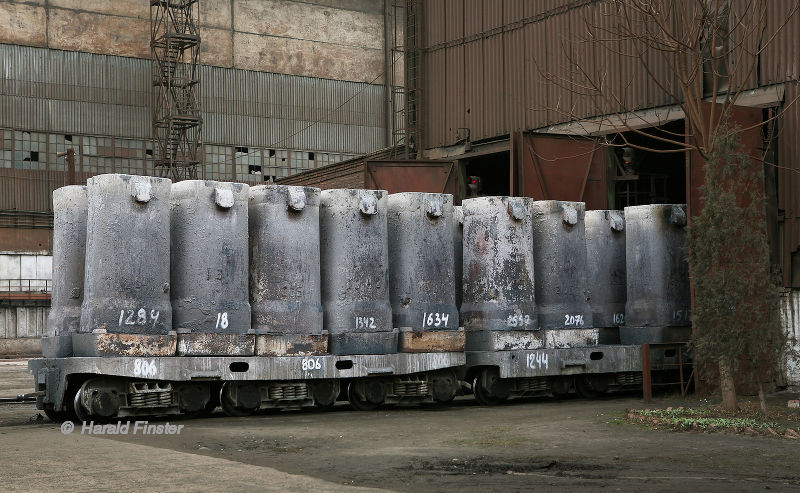 Arćelor Mittal integrated steel mill: ingots