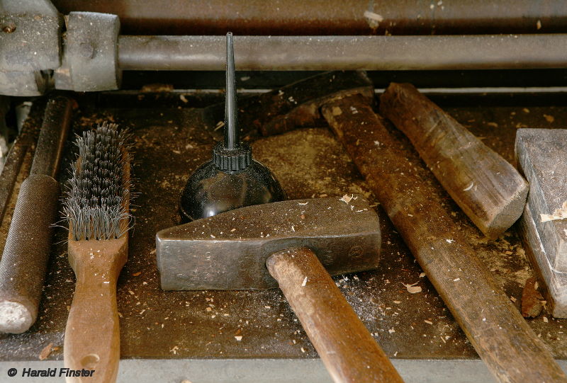 Tyra sawmill, tools