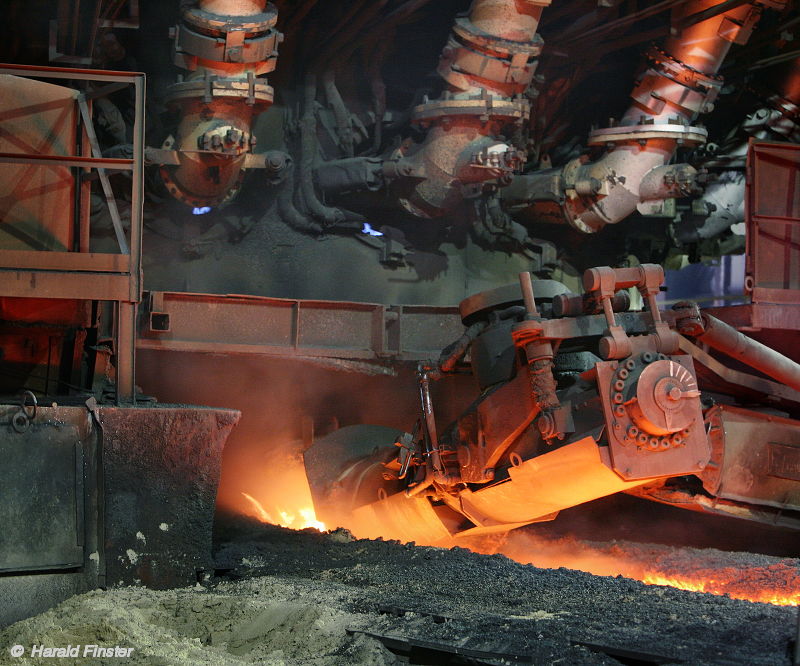 clay gun at no 4 blast furnace