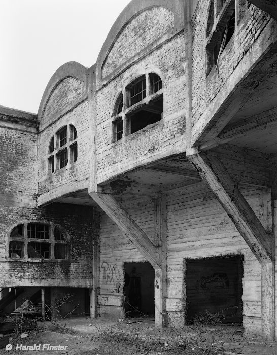 coal mine 'Charbonnage du Gouffre'