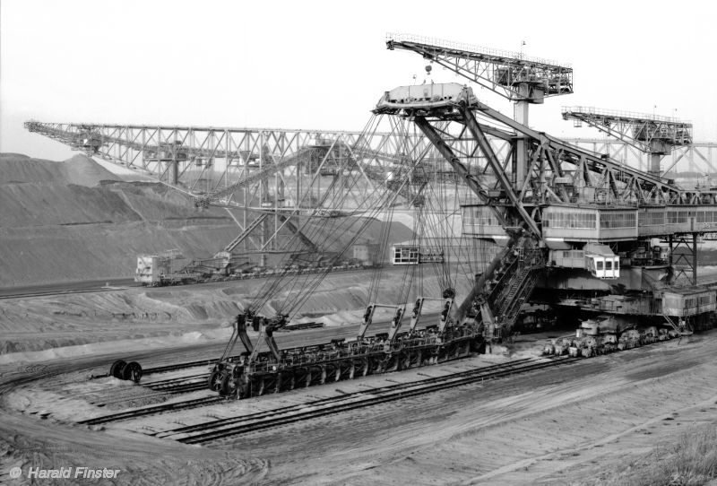 overburden conveyor bridge in opencast mine 'Reichwalde'