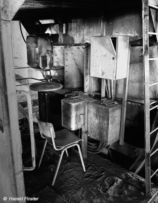 control cabin of a self-propelled dump wagon