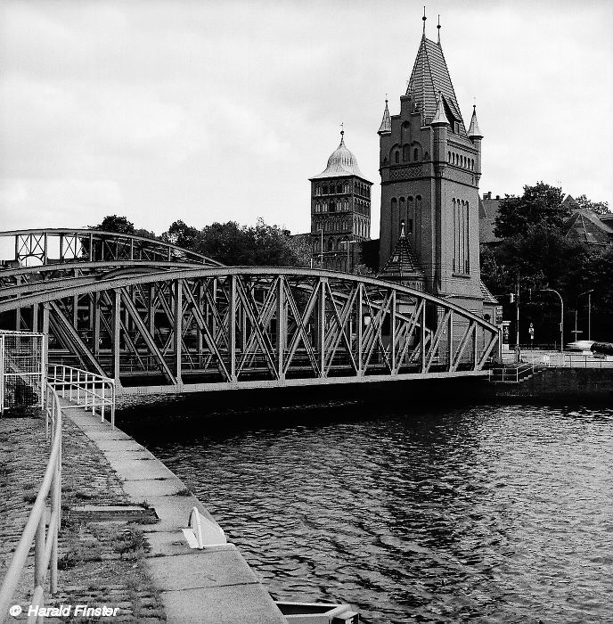 lifting bridges