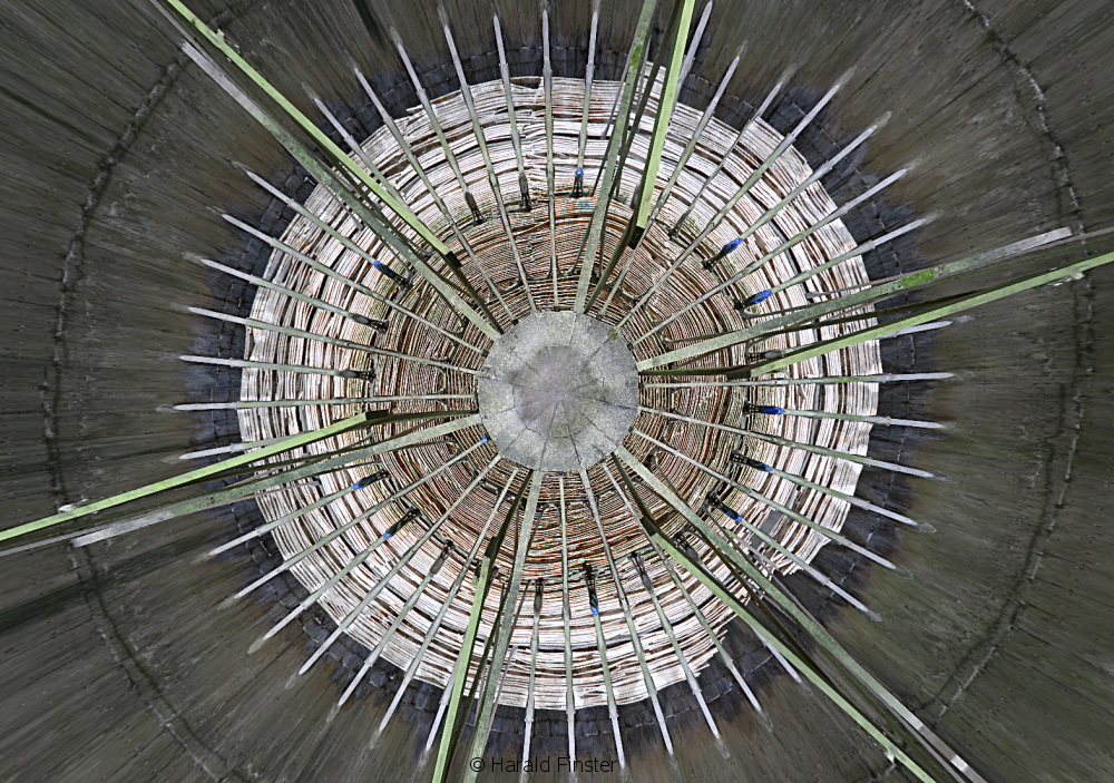 'Charbonnages de Beringen (Kleine Heide)' colliery cooling tower, Beringen (Belgium)